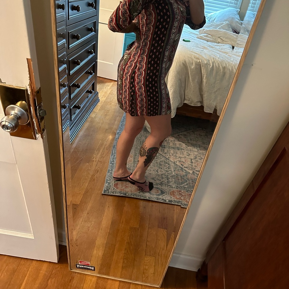 Cute Pattern Dress - Picture 4 of 4